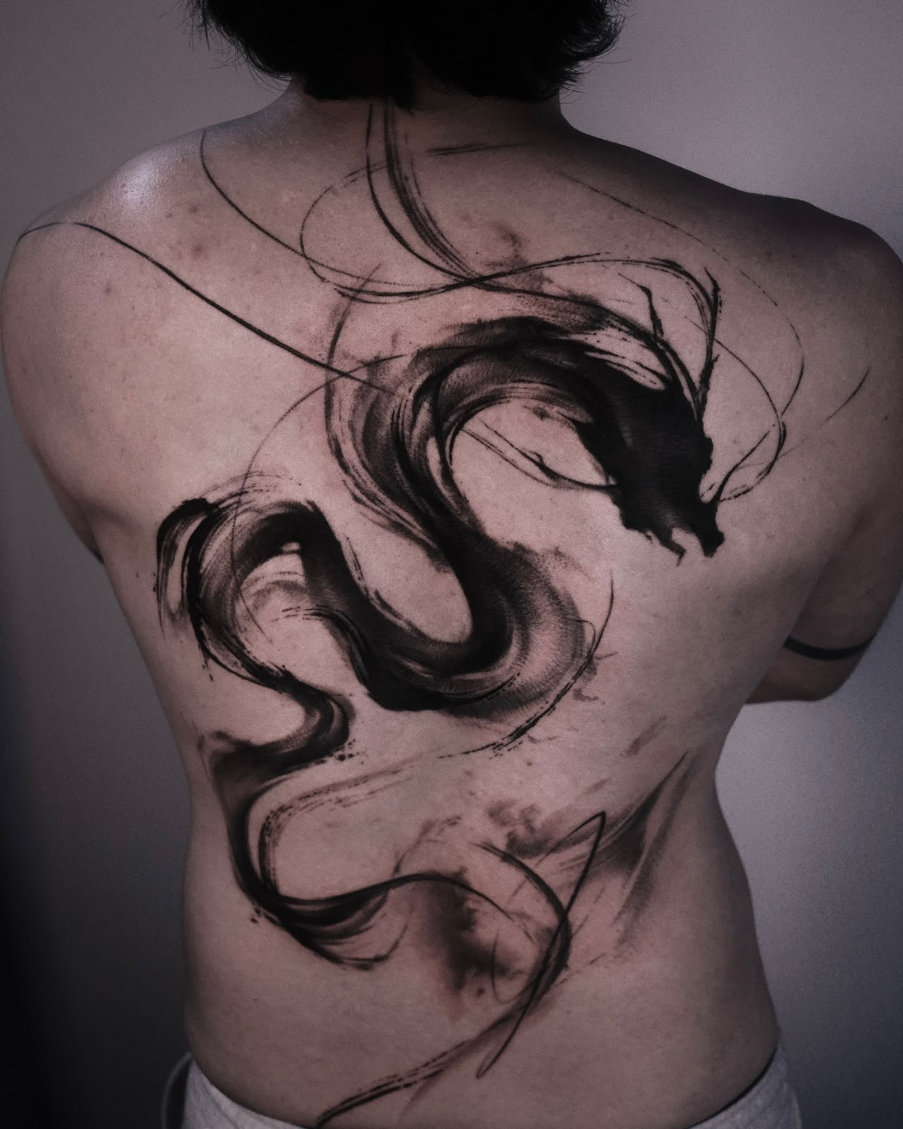 Abstract brushstroke dragon back piece — London's Glitch